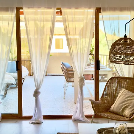 Apartmán Atico En Playa - Puerto De Campomanes *